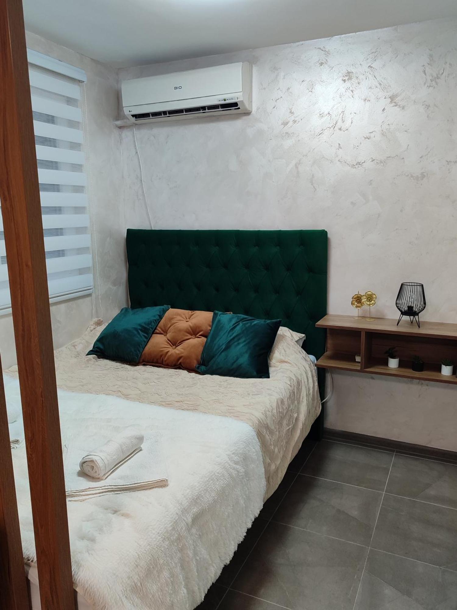 Studio Apartman Free Parking Rubikon ベオグラード エクステリア 写真
